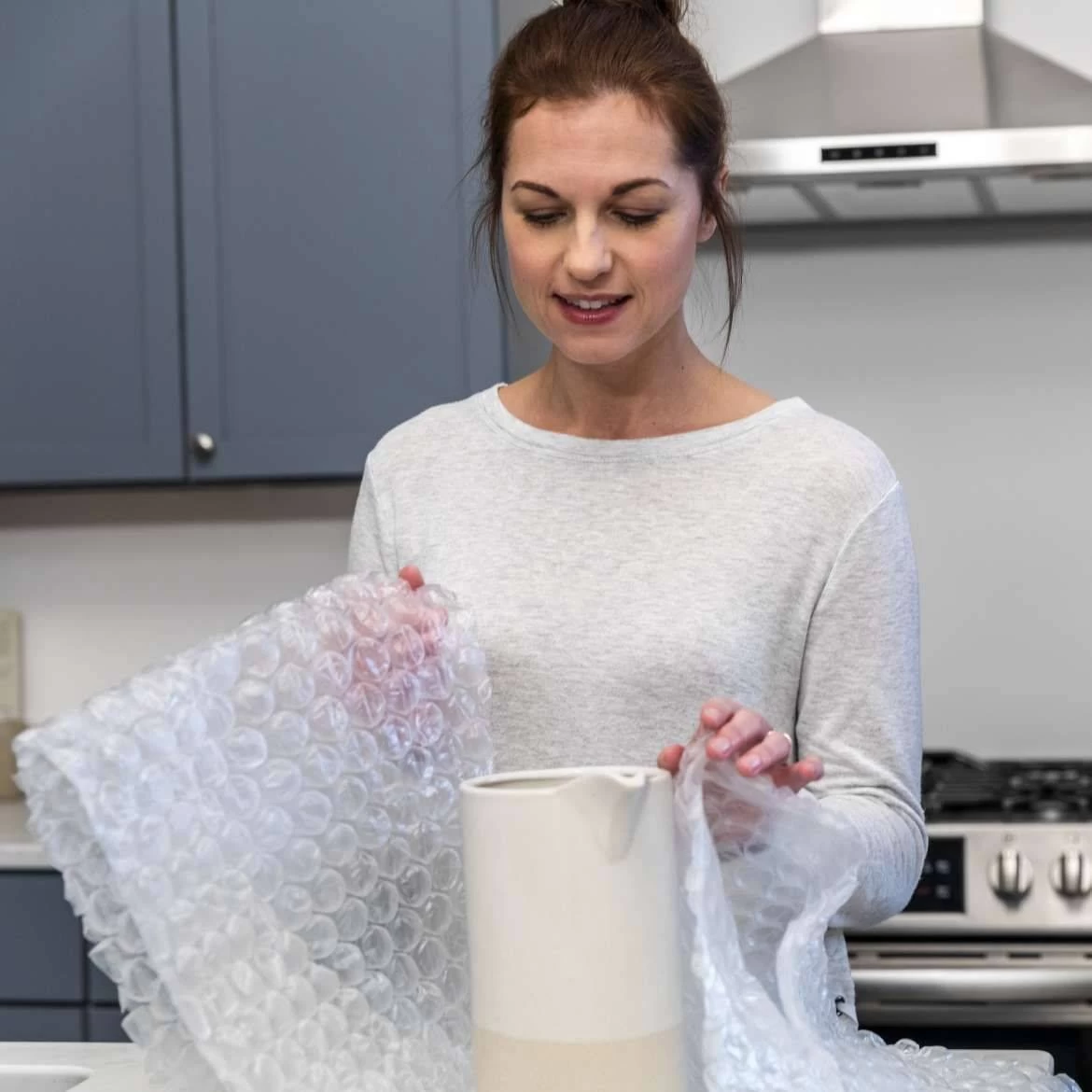 12-Inch X 15-Foot Large Bubble Wrap Protective Packaging 6 12-Inch X 15-Foot Large Bubble Wrap Protective Packaging - Image 4