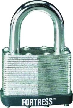 Master Lock 1-1/2-Inch Laminated Steel Padlock